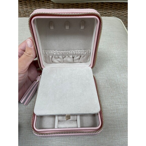 Wolf Rose Quartz Caroline Travel Zip Jewelry Case - Picture 6 of 8